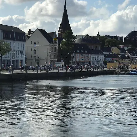 Kuschelmuschel Flensburg - *